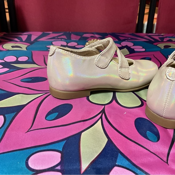 Rachel Shoes Irridescent Mary Jane shoes size 6 toddler - Picture 3 of 3